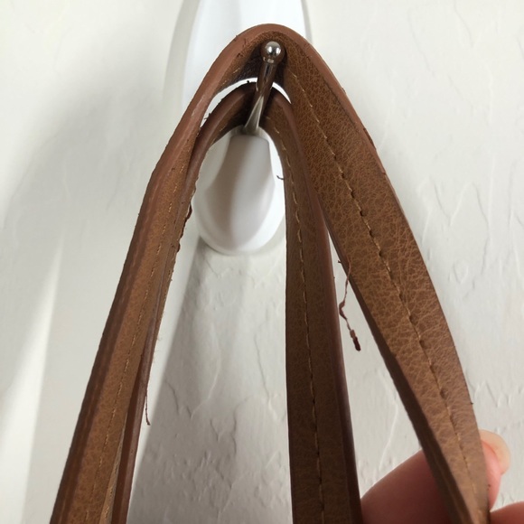 Aloha Woven Raffia Tote Bag - Picture 4 of 11